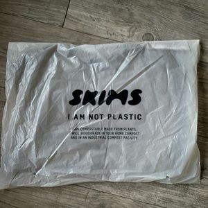 Skims soft lounge super crop long sleeve top small army nwt sold out